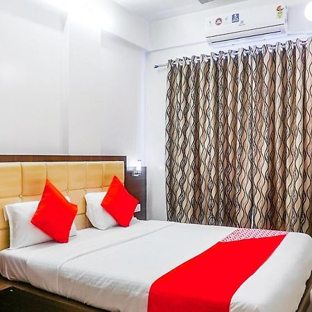 Oyo 15541 Pearl Inn Pune Zewnętrze zdjęcie